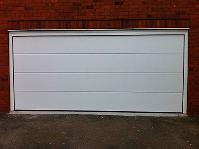 Picture of Hormann L-Rib sectional garage door in white